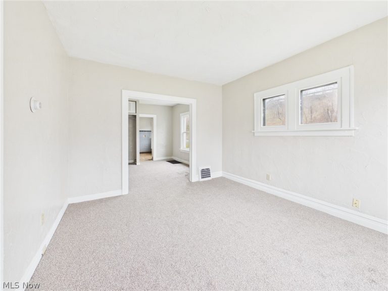 543 Gage Street, Akron, OH - Photo 6
