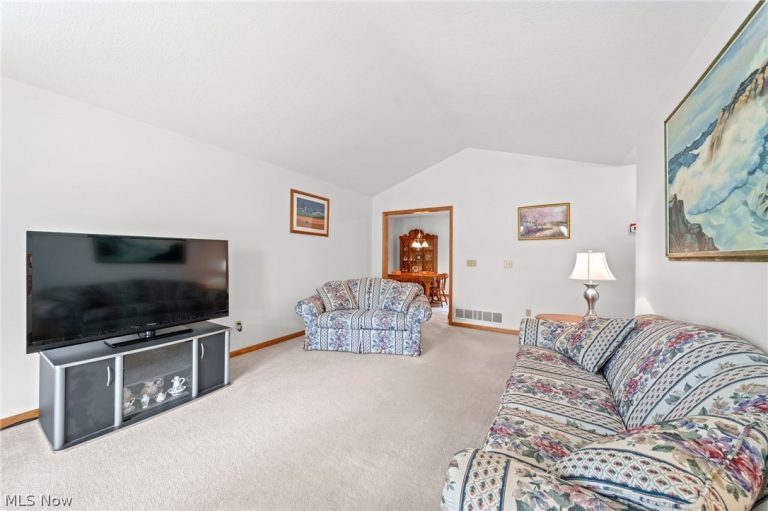 1450 Cove Street, Uniontown, OH - Photo 8