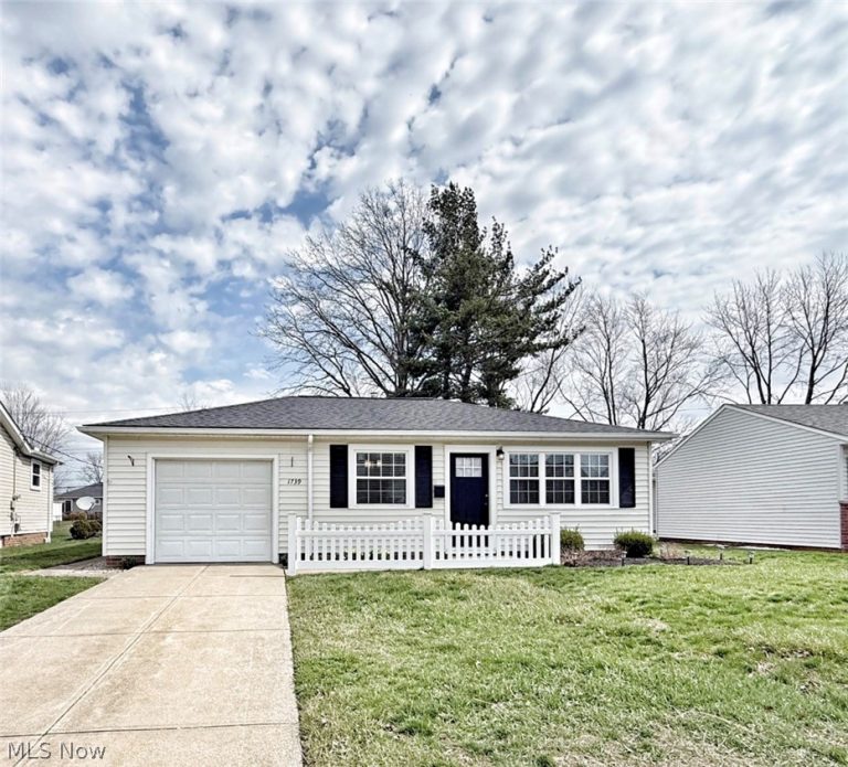 1739 Ridgeview Drive, Wickliffe, OH, 44092