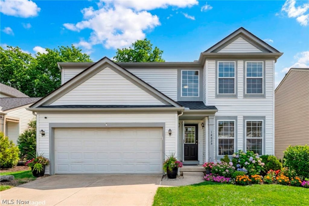 14825 Thornton Drive, North Royalton, OH