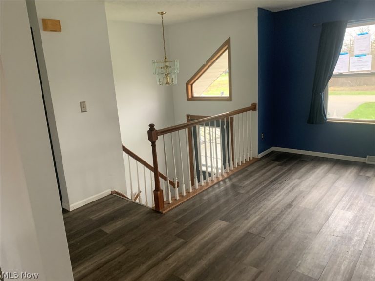 238 Raymond Avenue, Warren, OH - Photo 3