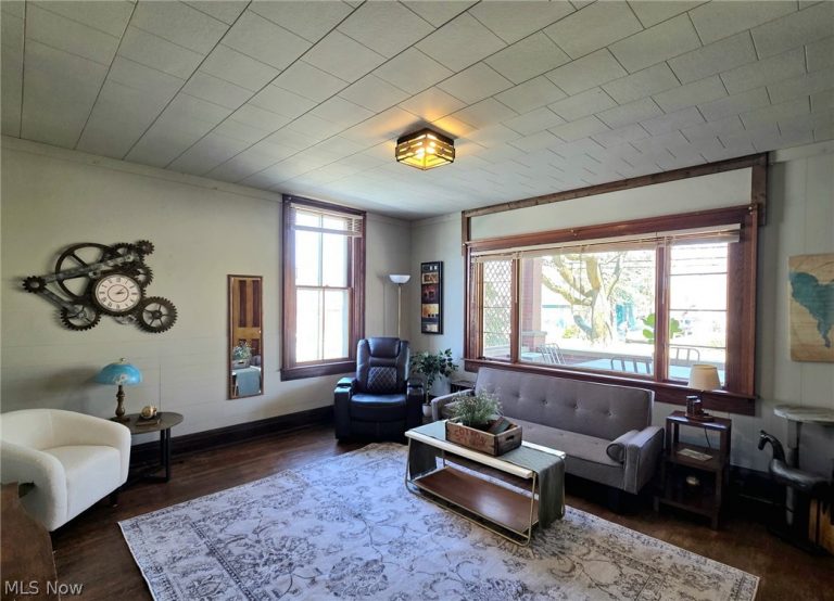 263 Riddle Avenue, Ravenna, OH - Photo 4