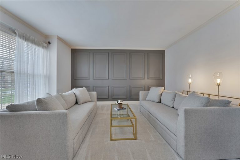 5315 Cloisters Drive, Canfield, OH - Photo 6