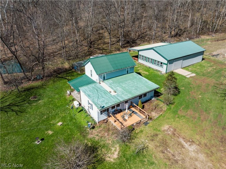 2255 Township Road 34, Killbuck, OH - Photo 2