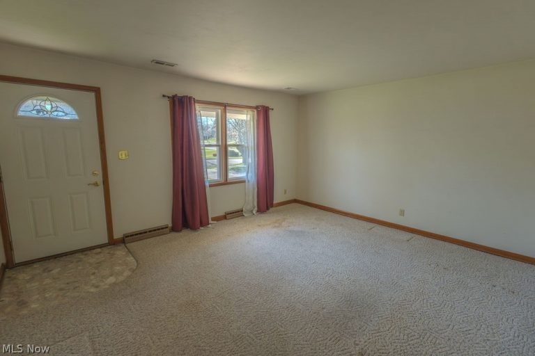 143 Riverview Drive, Marietta, OH - Photo 3