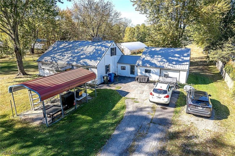 7168 Case Road, North Ridgeville, OH, 44039