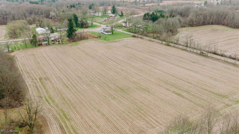 W Western Reserve Road, Canfield, OH - Photo 6