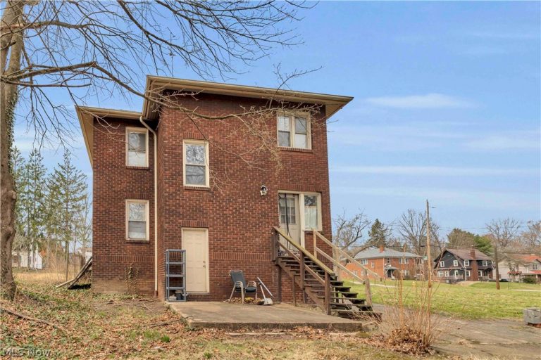 2417-2419 Elm Street, Youngstown, OH - Photo 6