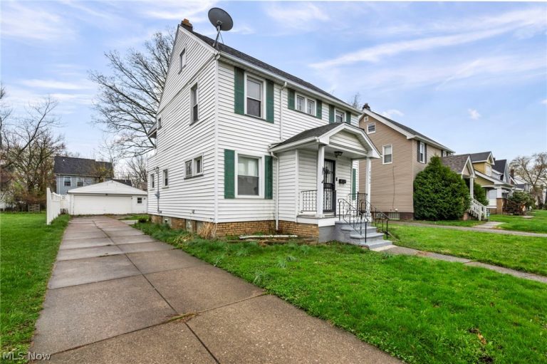 18950 Meredith Avenue, Euclid, OH - Photo 6