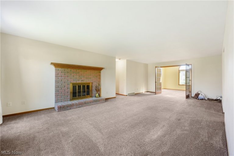 3364 Waterford Avenue, Canton, OH - Photo 5