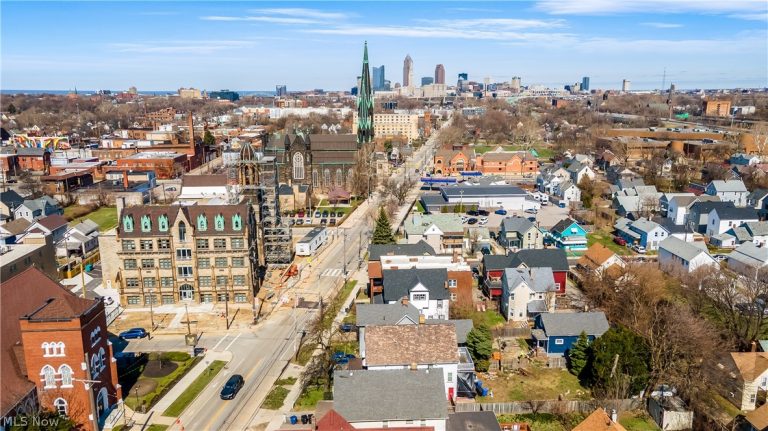 3161 Scranton Road, Cleveland, OH - Photo 4