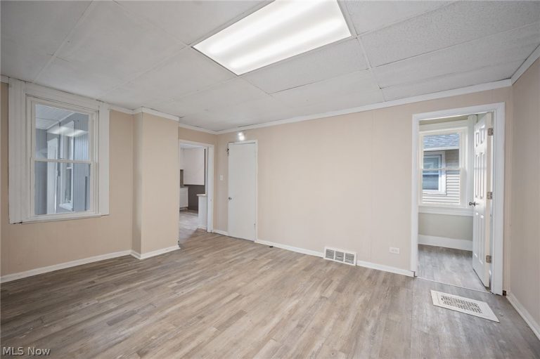 2180 83rd Street, Cleveland, OH - Photo 3