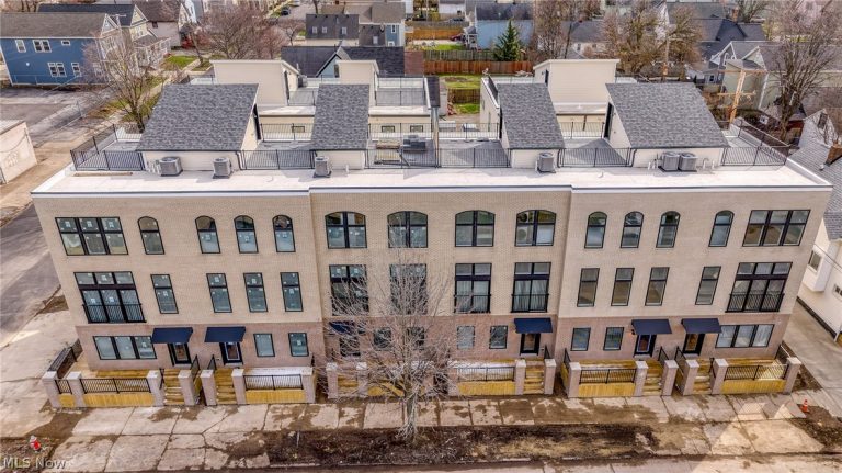 1928 47th Street, Cleveland, OH, 44102