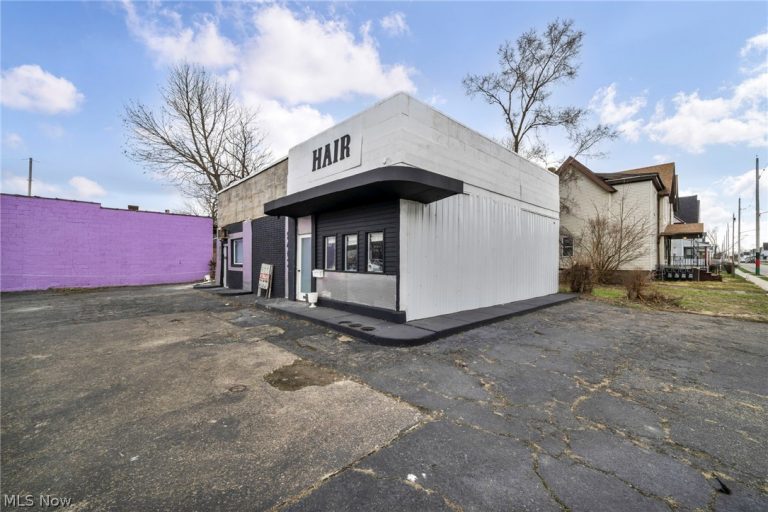 8400-8402 Cedar Avenue, Cleveland, OH - Photo 6