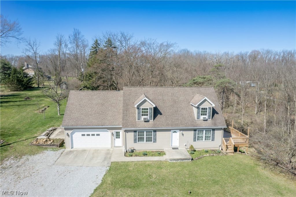 502 Swinehart Road, Orrville, OH
