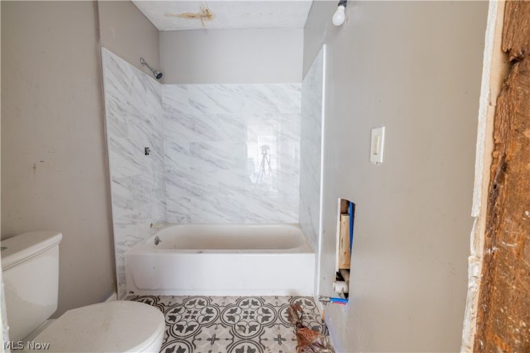 6928 Superior Avenue, Cleveland, OH - Photo 6