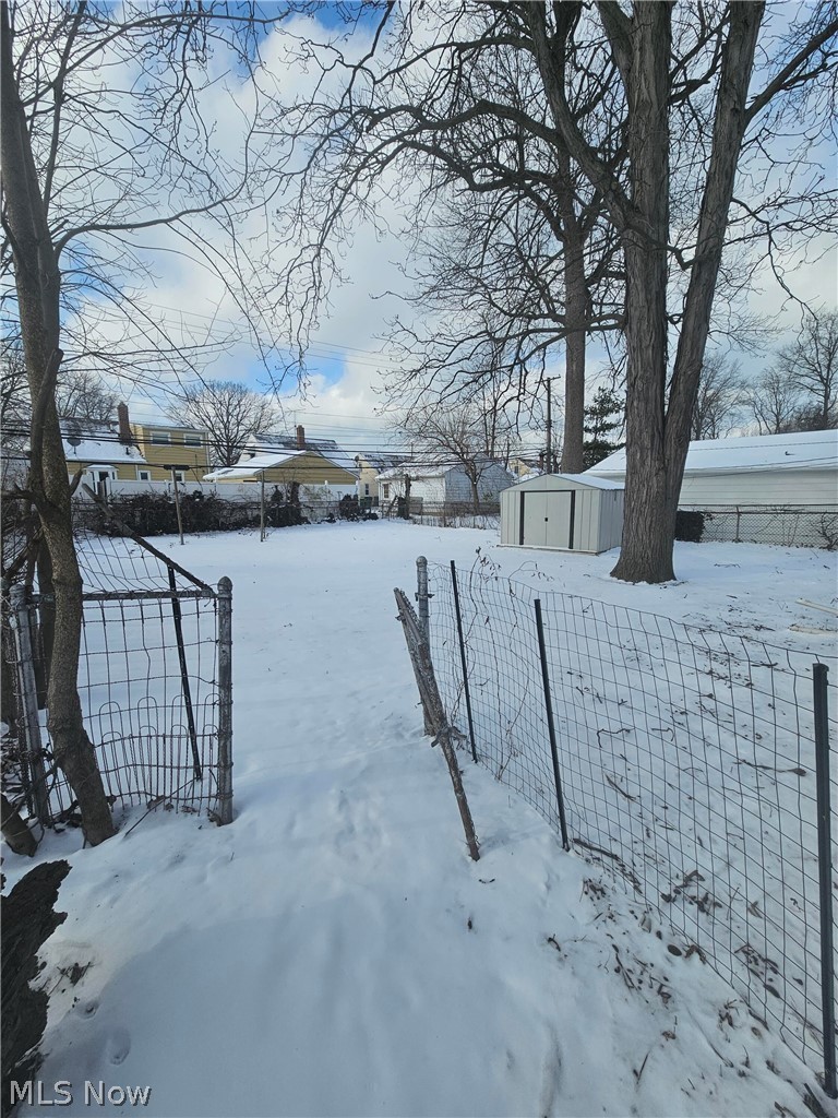 1138 331st Street, Eastlake, OH - Photo 3
