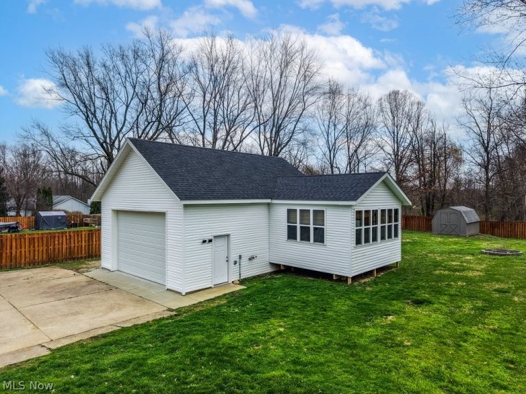 2899 Hametown Road, Norton, OH - Photo 5