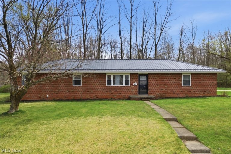 474 Brenda Drive, Mansfield, OH - Photo 2
