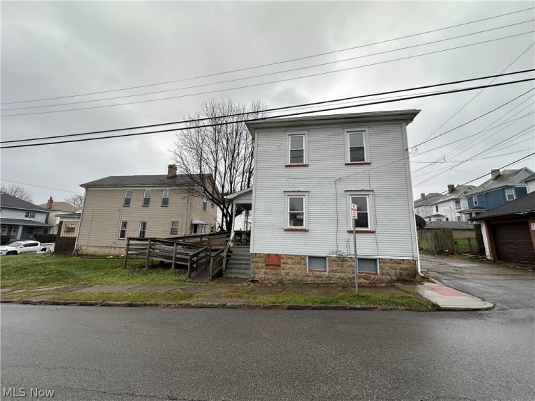 612 Pittsburgh Street, Steubenville, OH - Photo 2