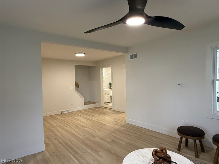 1986 Carolina Street, Dover, OH - Photo 8