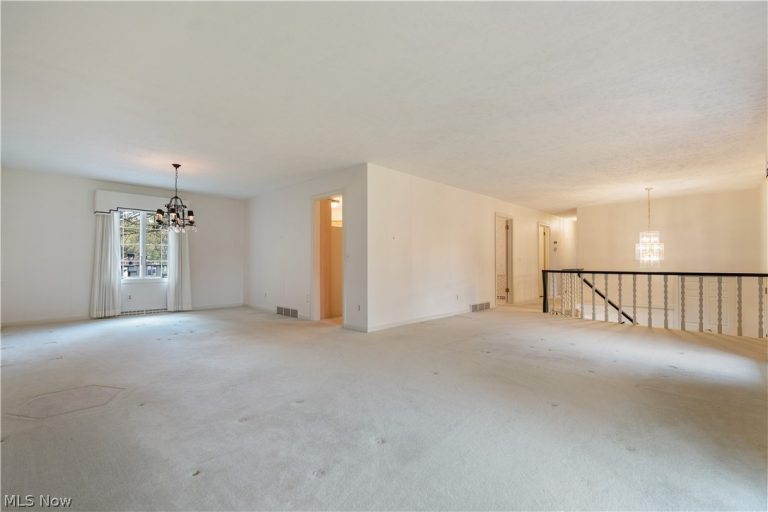 2240 Devonshire Drive, Canton, OH - Photo 5