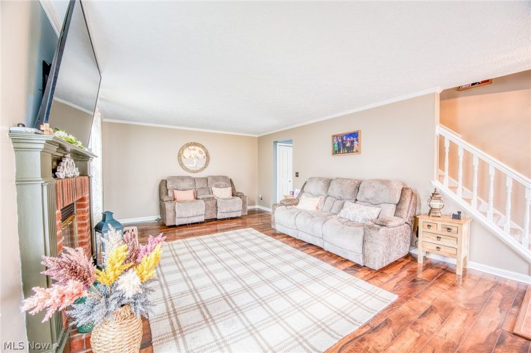1215 Heatherstone Drive, Painesville Twp, OH - Photo 4