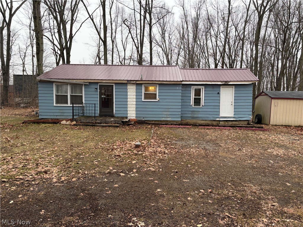 42082 Duquesne Street, Columbiana, OH