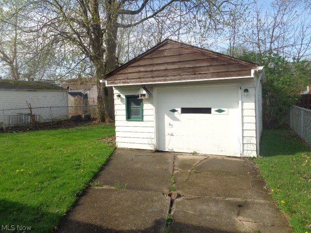 448 328th Street, Willowick, OH - Photo 2