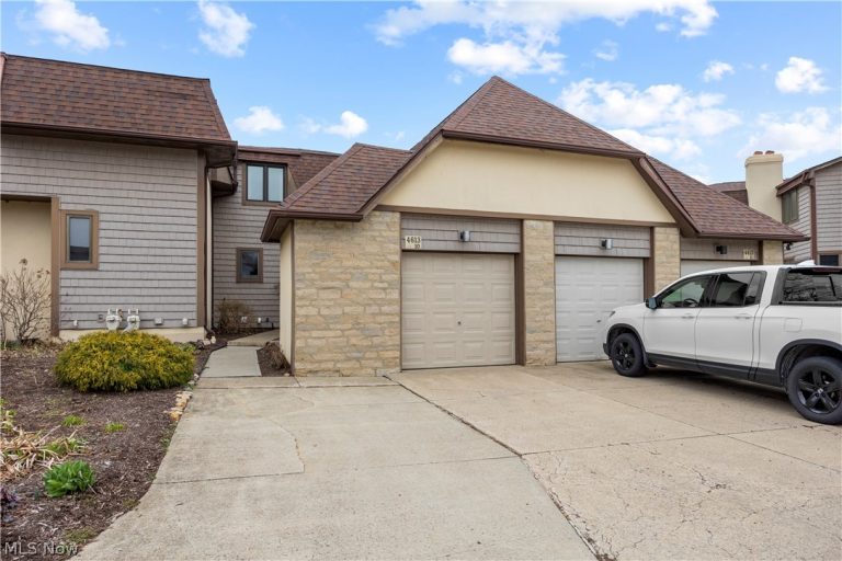 4613 Compass Rose #10, Vermilion, OH, 44089