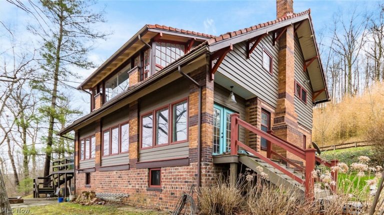 6405 River Road, Zanesville, OH, 43701