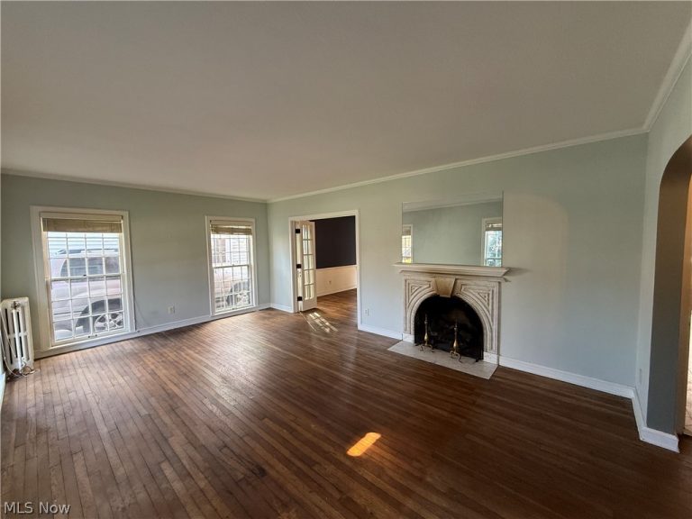 131 200th Street, Euclid, OH - Photo 4