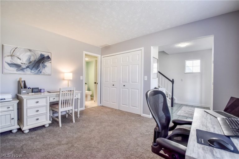 8712 Elmdale Trce, Macedonia, OH - Photo 6