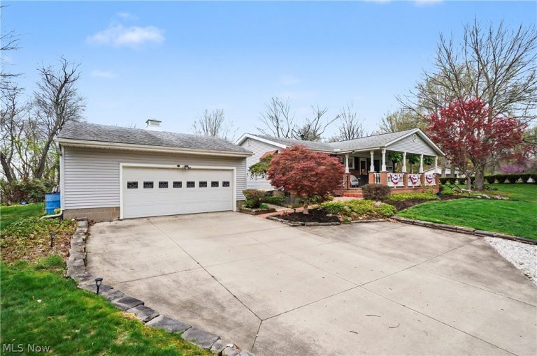 402 Broadview Road, Tallmadge, OH - Photo 3