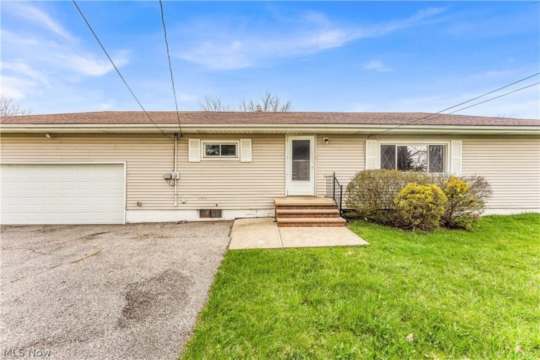 25121 Price Road, Bedford Heights, OH, 44146