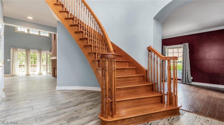 3168 Maple Creek Drive, Zanesville, OH - Photo 2