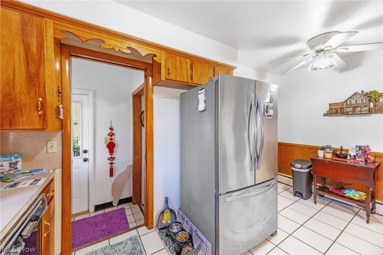 67 Valencia Drive, Cuyahoga Falls, OH - Photo 8