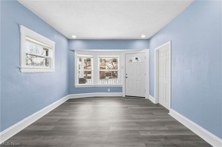 4517 Gifford Avenue, Cleveland, OH - Photo 3