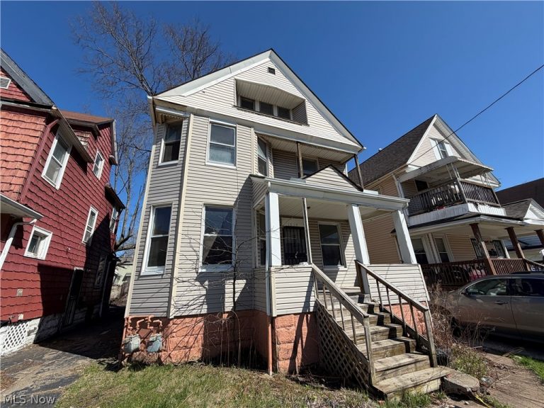 1319 114th Street, Cleveland, OH - Photo 2