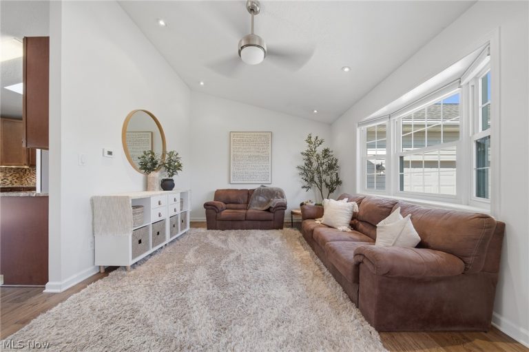 25021 Forbes Road, Oakwood Village, OH - Photo 4