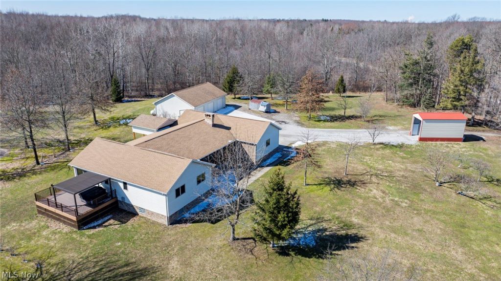 4852 White Road, Rock Creek, OH