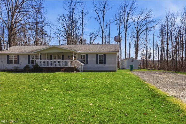 898 Longshadow Drive, Roaming Shores, OH, 44084