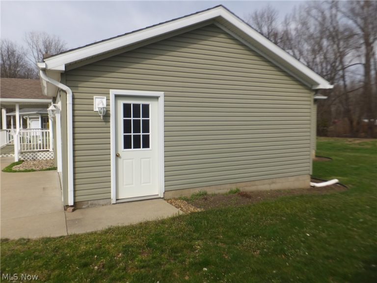 330 Gemini Drive, Dover, OH - Photo 2