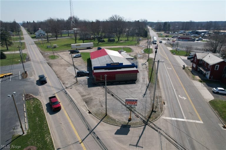 6792 Tallmadge Road, Rootstown, OH - Photo 2