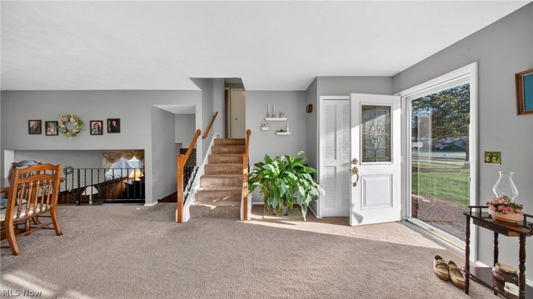 7044 Pitts Boulevard, North Ridgeville, OH - Photo 8