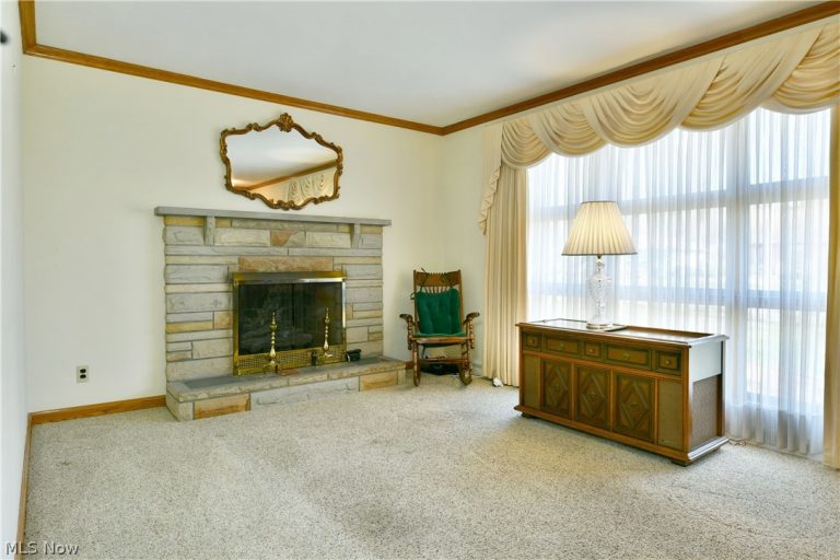 1737 Westwood Drive, Warren, OH - Photo 4