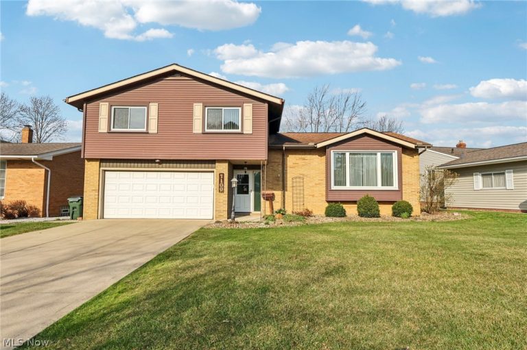 7100 Trevor Lane, Parma, OH - Photo 2