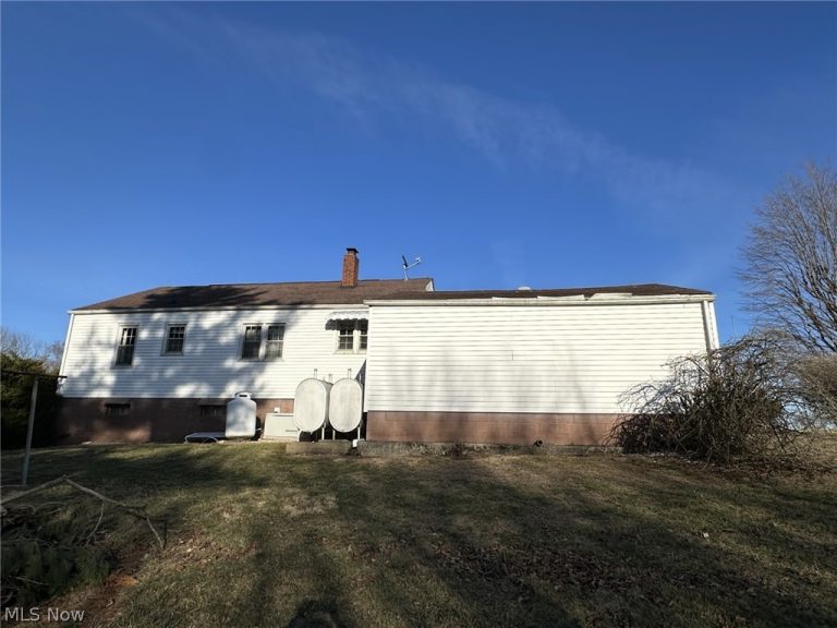 53562 High Ridge Road, Bridgeport, OH - Photo 3
