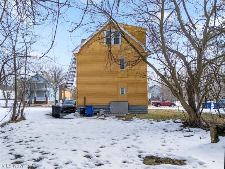 3642 144th Street, Cleveland, OH - Photo 4