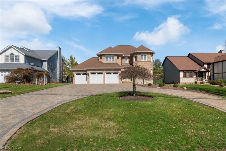 26330 Forbes Road, Oakwood Village, OH - Photo 2